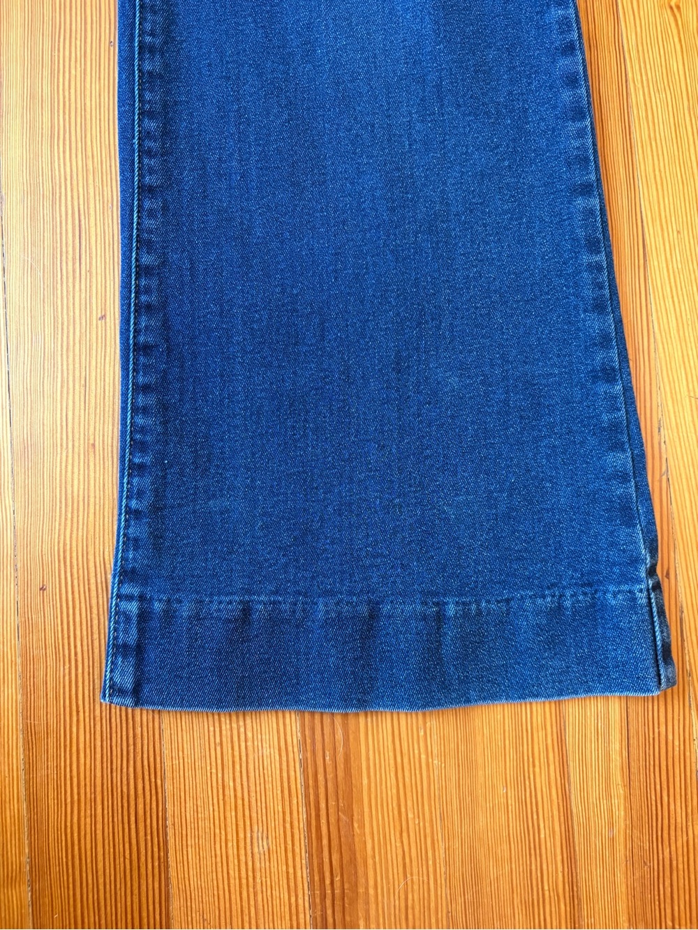 Everlane | Modern High Rise | Flare Jeans | Medium Blue | 27 Regular - Picture 3 of 8